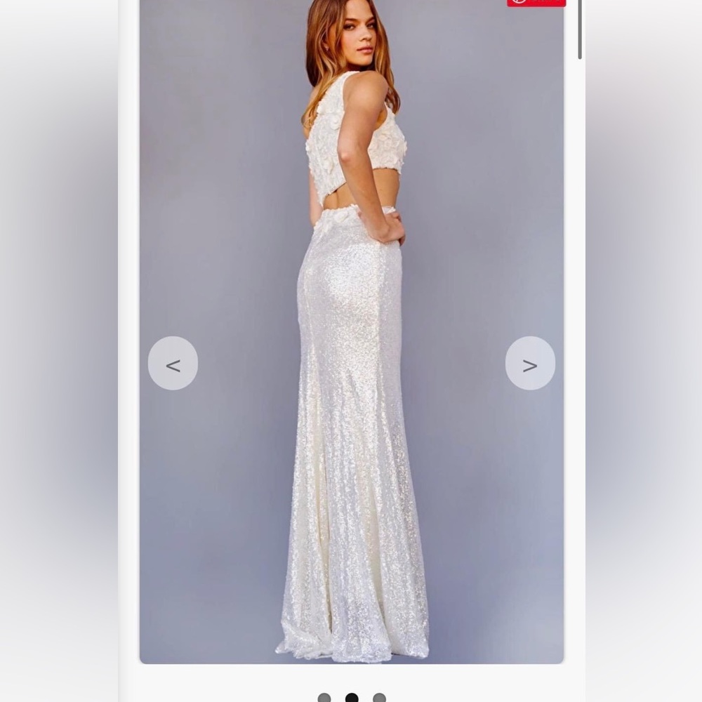 JOVANI dress worn as my second wedding dress for just a few hours - Picture 3 of 3